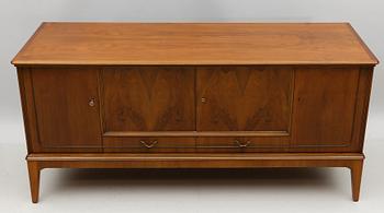 SIDEBOARD, Danmark, 1900-talets mitt.