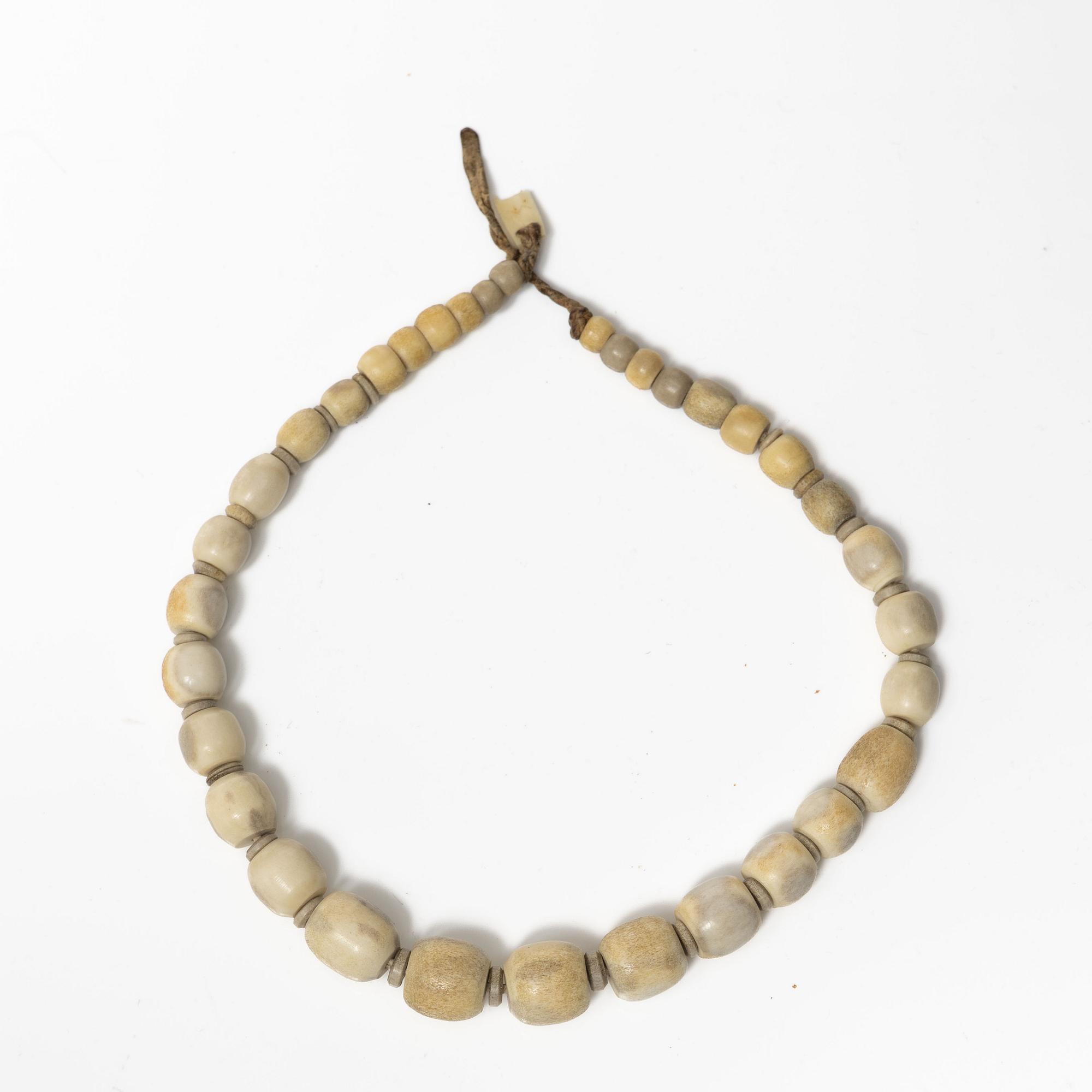 Sune Enoksson, a collection of seven pieces of jewellery, renindeer antler.