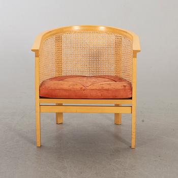 A sofa and an armchair in "Kongeserien" by Rud Thygesen & Johnny Sörensen. Designed in 1968.