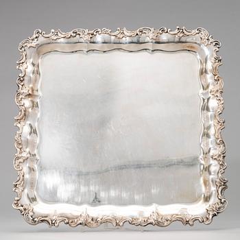 BRICKA, silver, Hopeakeskus, Tavastehus 1949. Vikt ca 1182 g.