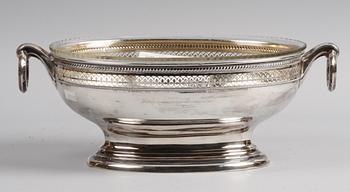 JARDINIERE, silver. C. E. Hallengren, 1920.