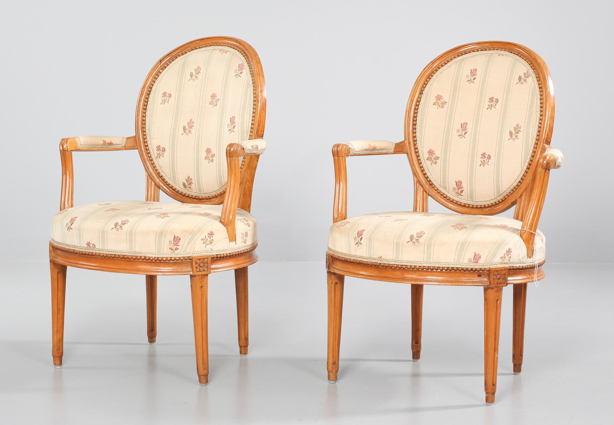 KARMSTOLAR, ett par, Louis XVI, Frankrike, 1700-talets andra hälft.