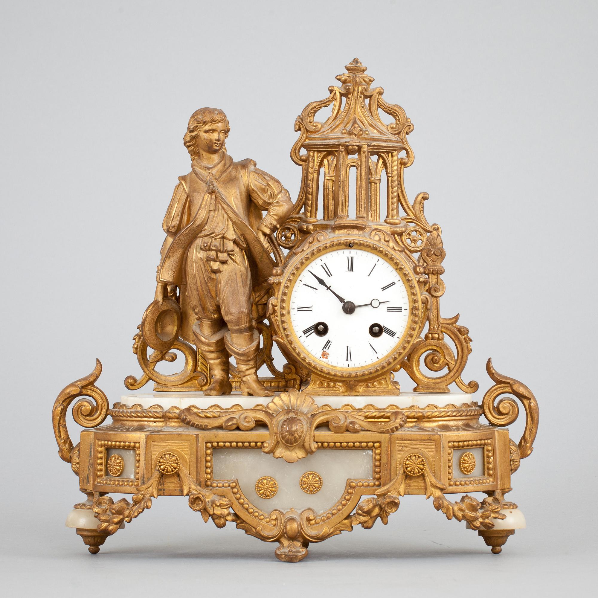 BORDSPENDYL, nyrenässans, 1800-talets slut.