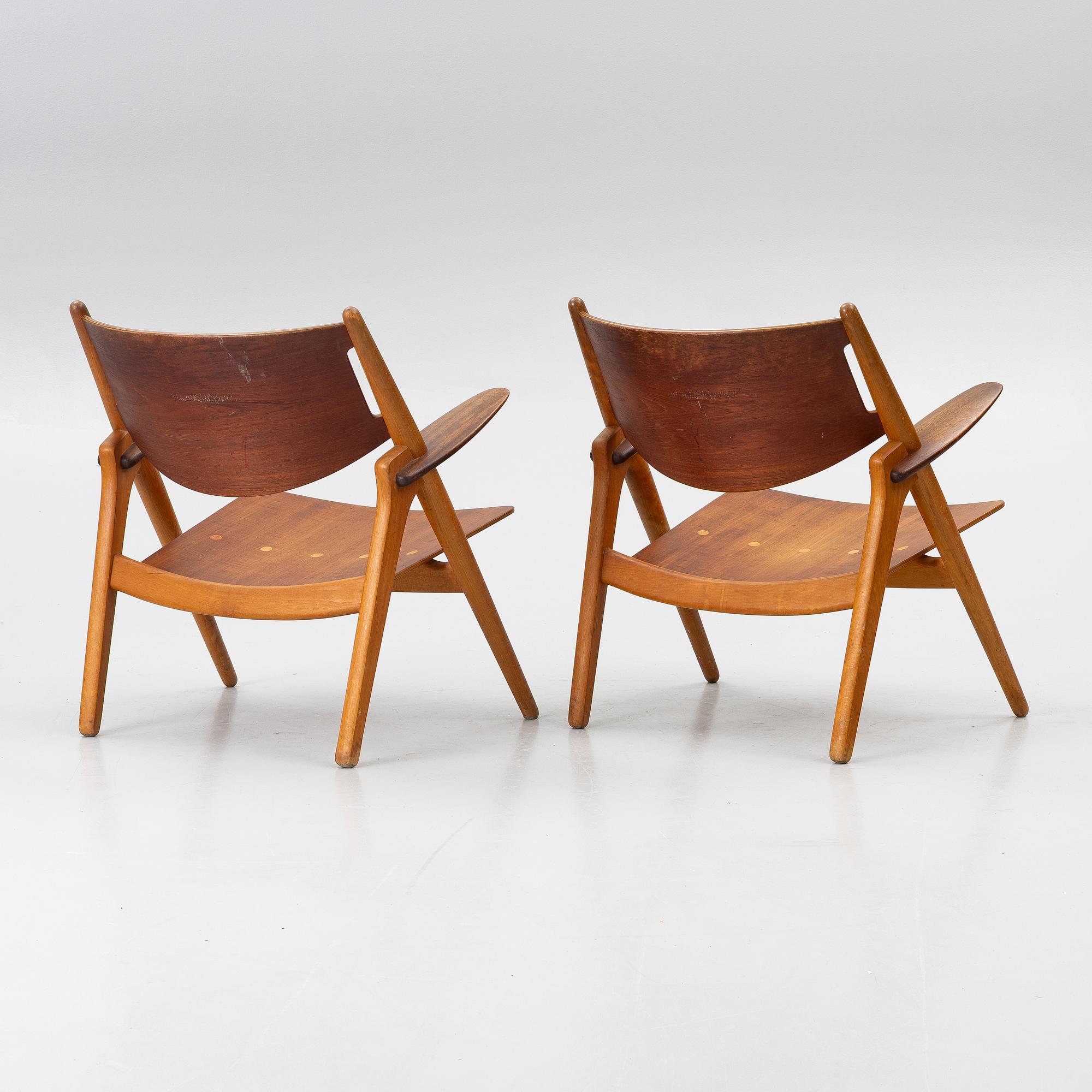 Hans J. Wegner, ett par, fåtöljer, "CH28", Danmark, 1960-tal.