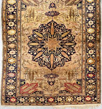 A semiantique /antique Kayseri carpet ca 178x128 cm.