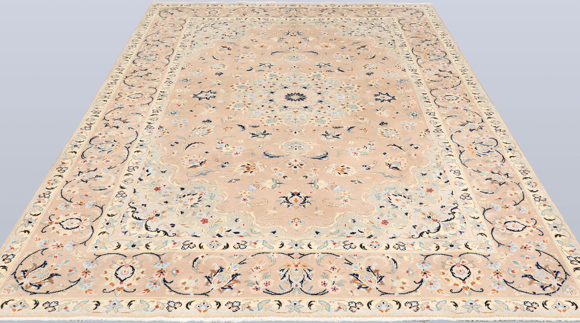 A Keshan carpet, approx. 290 x 198 cm.