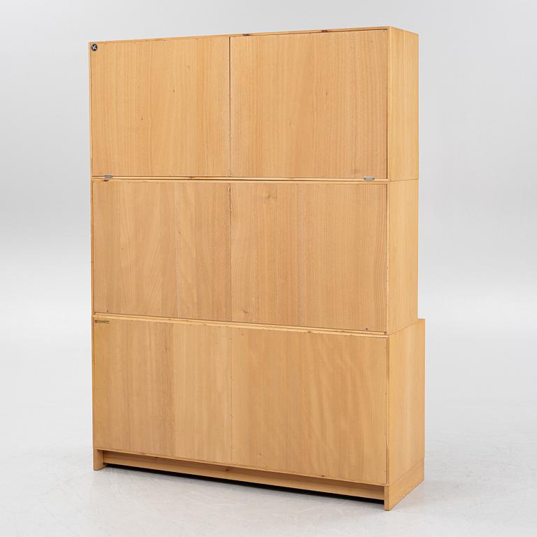 Børge Mogensen, a set of oak veneered bookcases, cabinets and drawers.