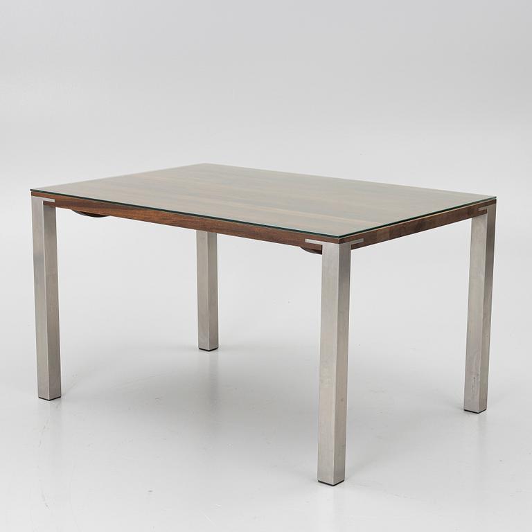 Nissen & Gehl, a five piece dining suite, Naver Collection, Gramrode Möbelfabrik, Denmark.