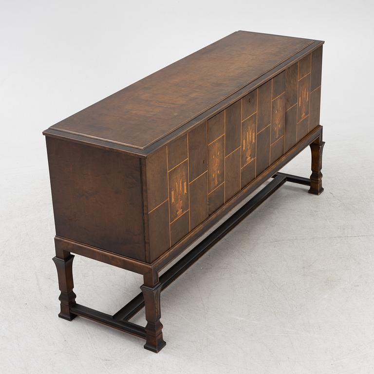 Sideboard, Svenska Möbelfabrikerna, Bodafors, Swedish Grace, 1920-tal.