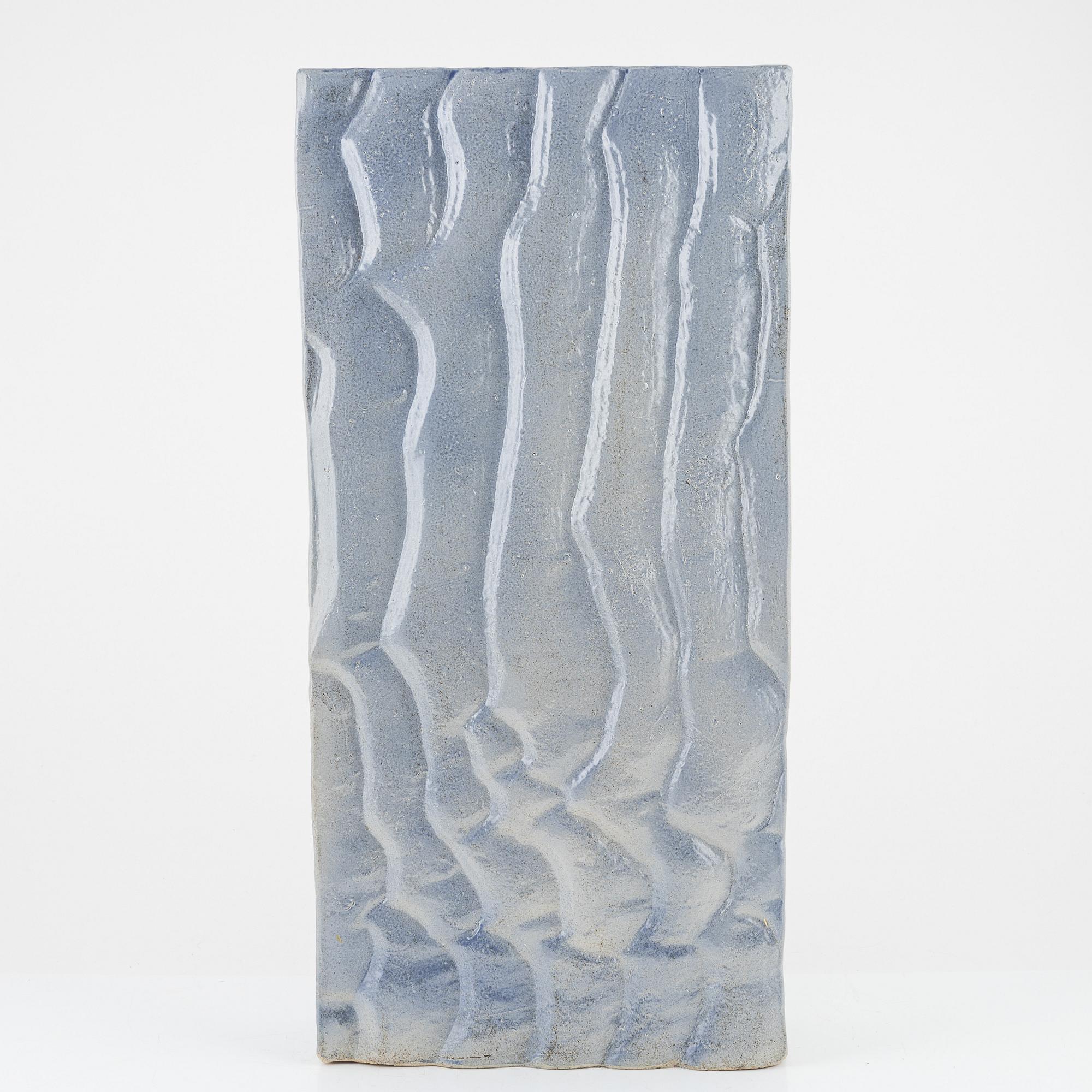 Irmtraud Paillard, a floor vase, Ugglarp, 2004.