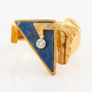 Björn Weckström, Ring, 18K gold set with a round brilliant-cut diamond and lapis lazuli, Finland 1976. By Lapponia.