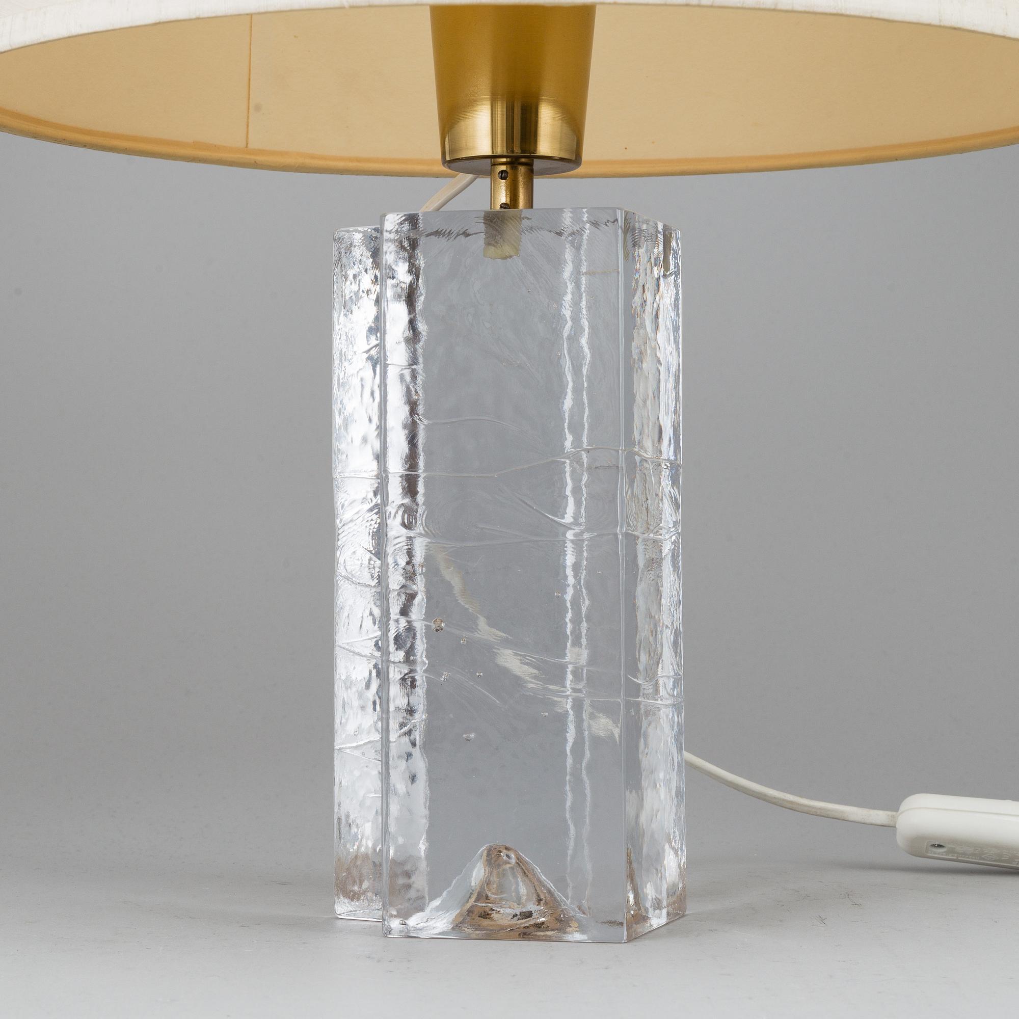 An 'Arkipelago' table lamp by Timo Sarapaneva. For Iittala.