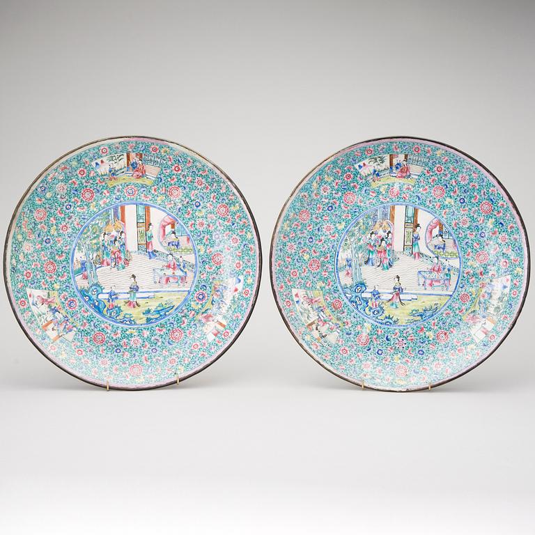 A pair of Chinese enamel on copper dishes, Qianlong (1736-95).