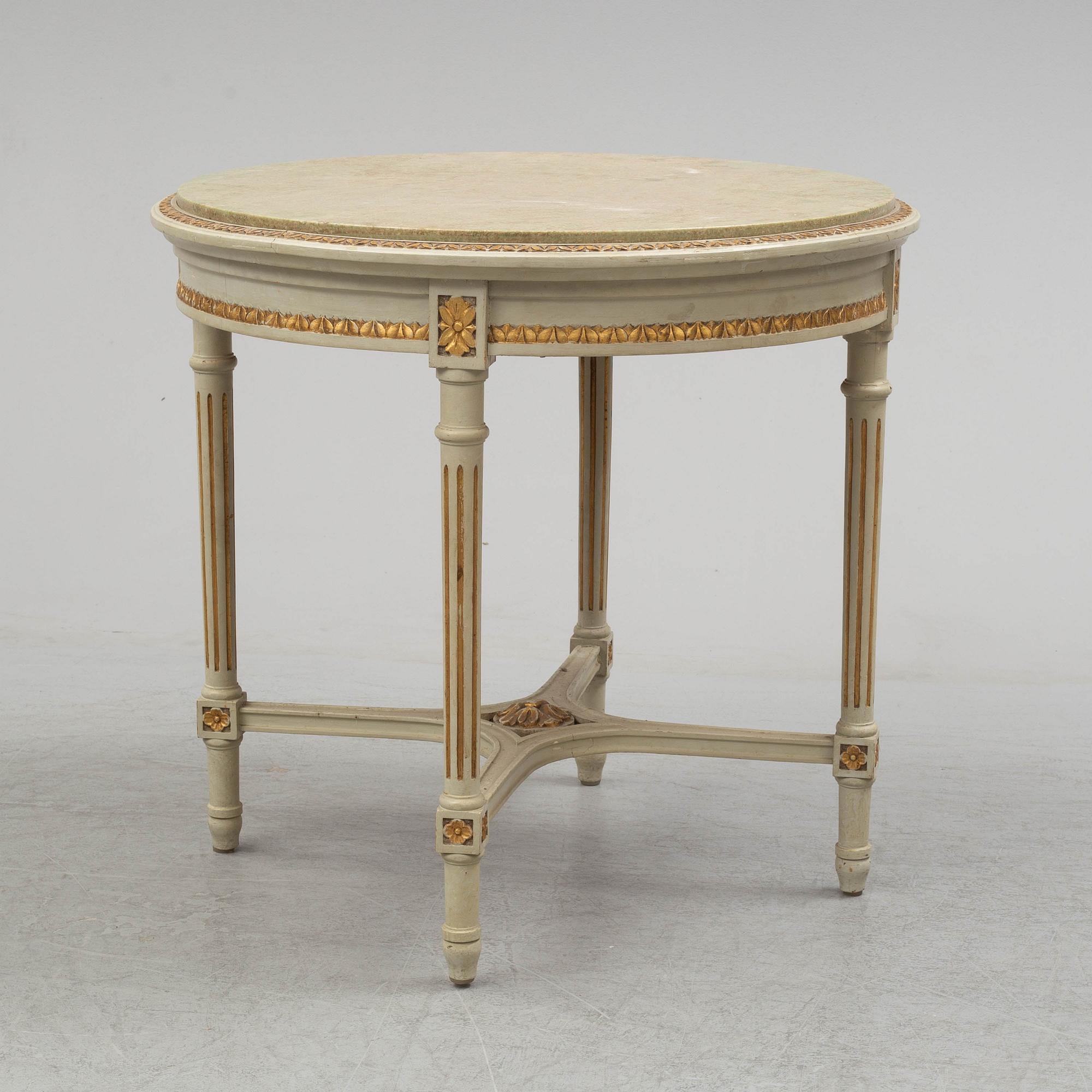 A sofa, four chairs and a table, gustavian style, early 20th century.