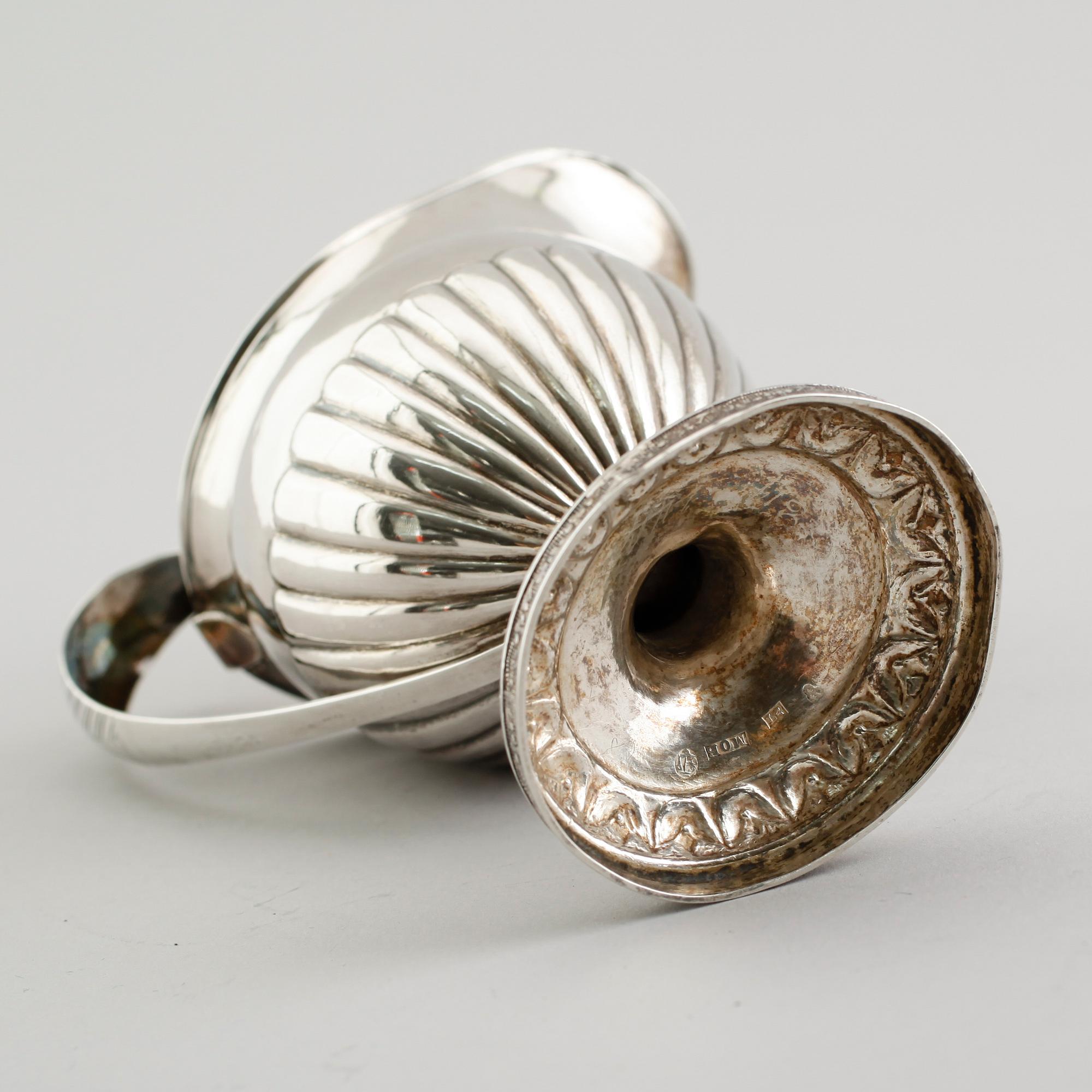 GRÄDDKANNA, silver, Michael Olof Barkman, Varberg 1841. Vikt ca 107 gram.