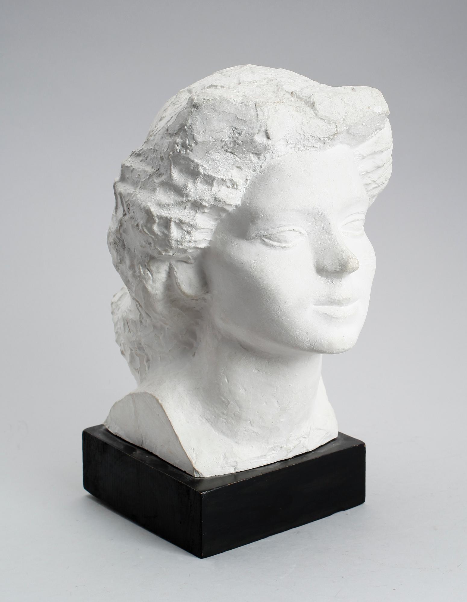 WILLIAM MARKLUND, skulptur, gips, signerad.