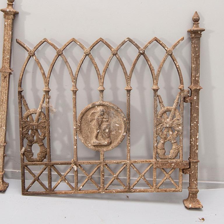 A three section cast iron Gothic fence around 1900.