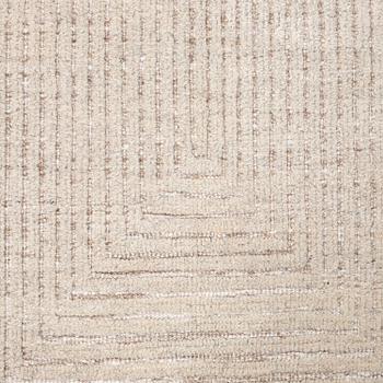 A CARPET, "Maze", loomed i relief, ca 317 x 160 cm.