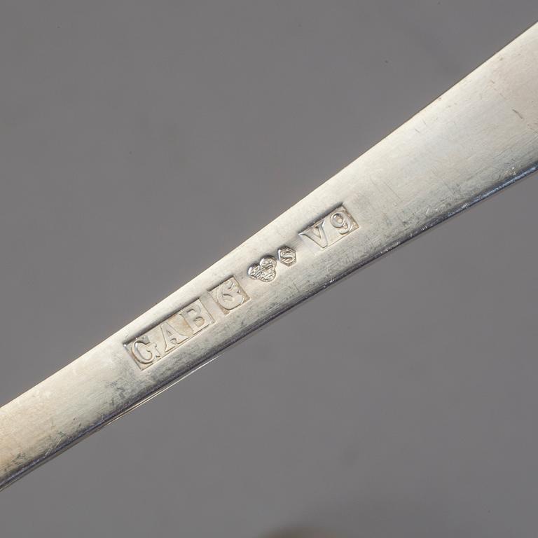 BORDSSKEDAR, "Rosenholm", GAB, Stockholm, 1953 - 1971. Vikt ca 340 gram.