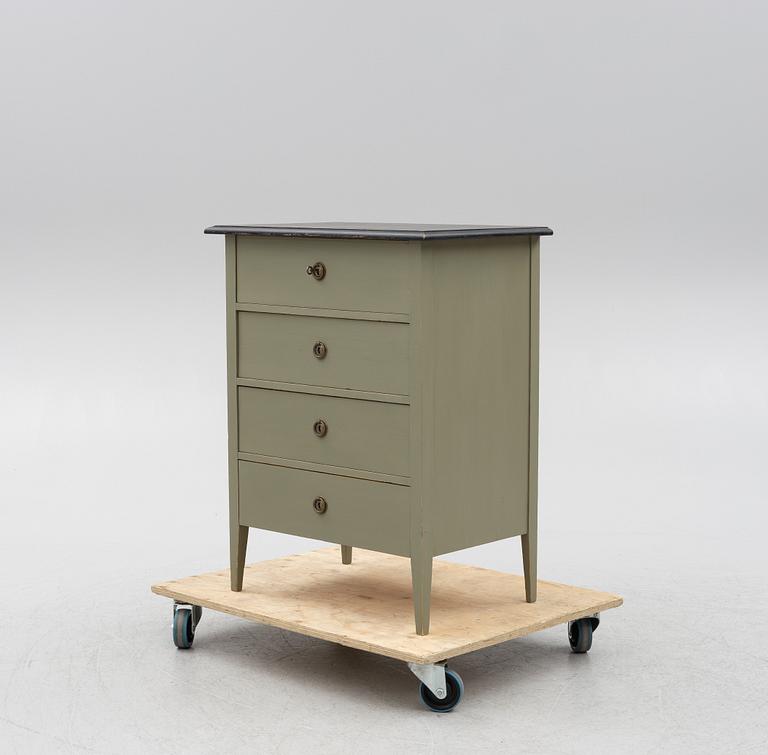 A chest of drawers, first half of the 20th Century.