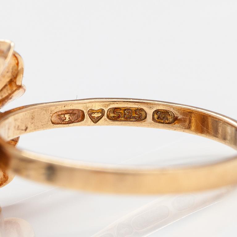 ELIS KAUPPI, A 14K gold ring with diamonds ca. 0.14 ct in total. Kupittaan kulta,Turku.