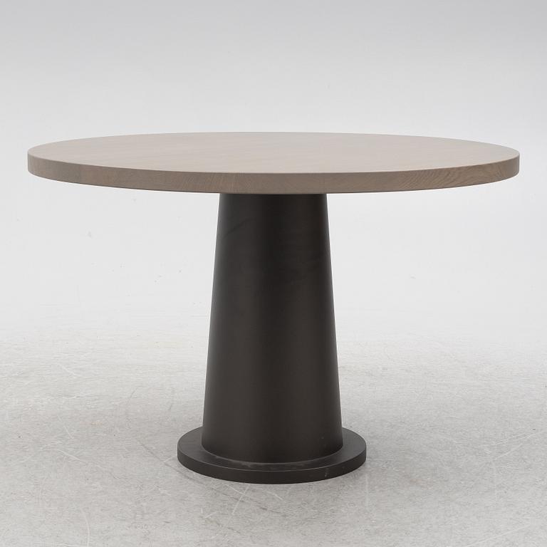 Van Rossum, "Low dining table", contemporary production.