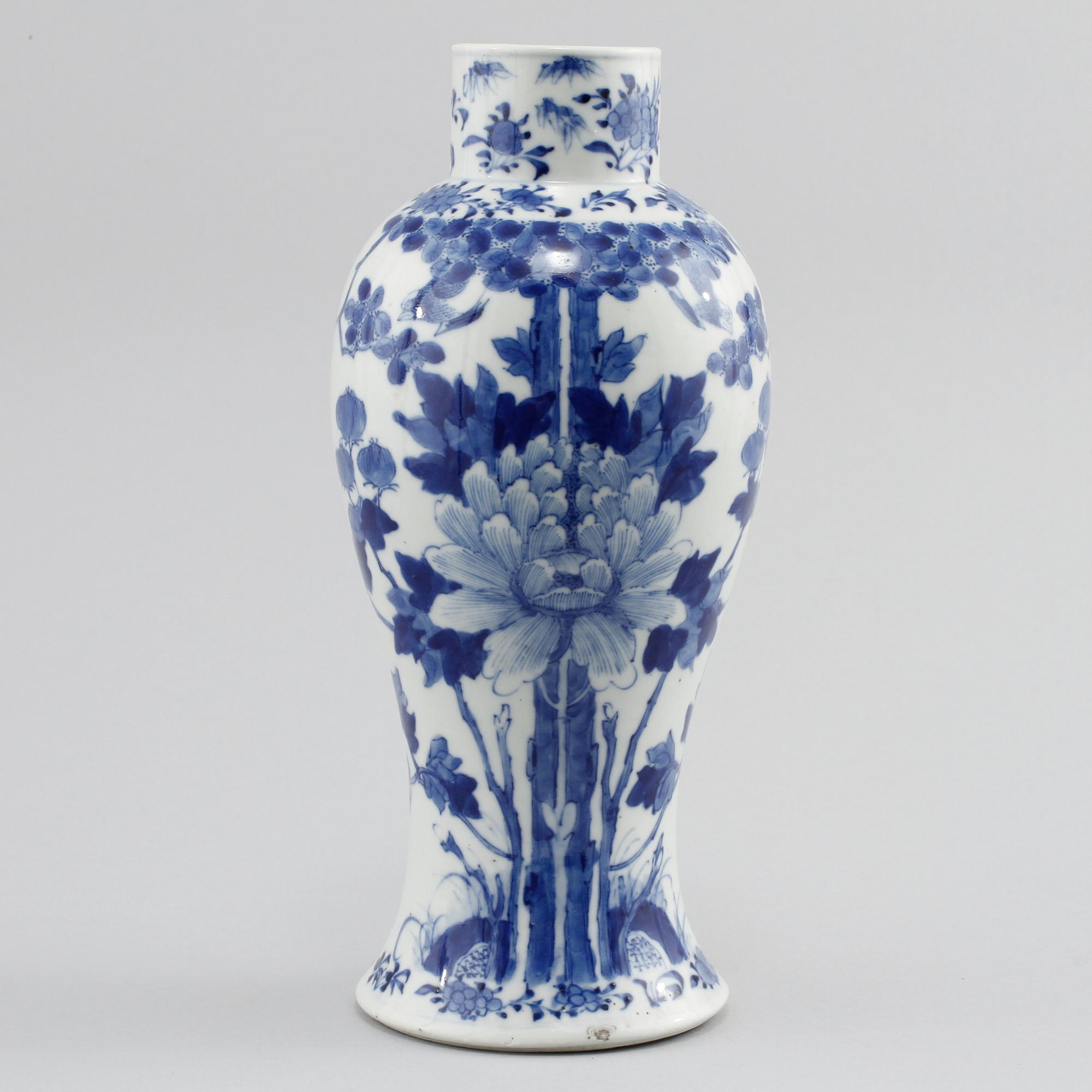 VAS, porslin, Kina, 1800-tal.