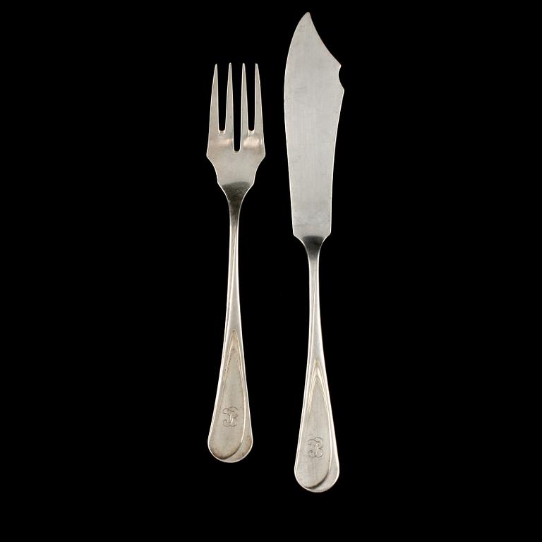 FISKBESTICK, 24 st, silver, Carl Fredrik Carlman, Stockholm, 1906/1907. Vikt 1130 g.