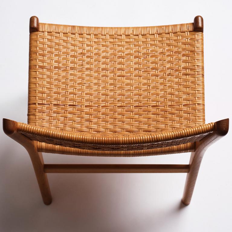 Hans J. Wegner, a set of 10 oak and rattan 'CH31' chairs, Carl Hansen & Son, Denmark 1950s.