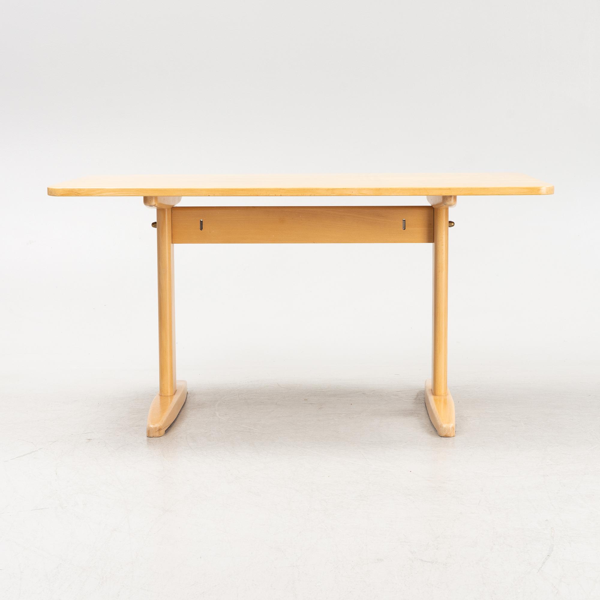 Børge Mogensen, a shaker modell beech wood dining table, Madsens Fabriker, Haarby, Denmark, 1960's/70's.