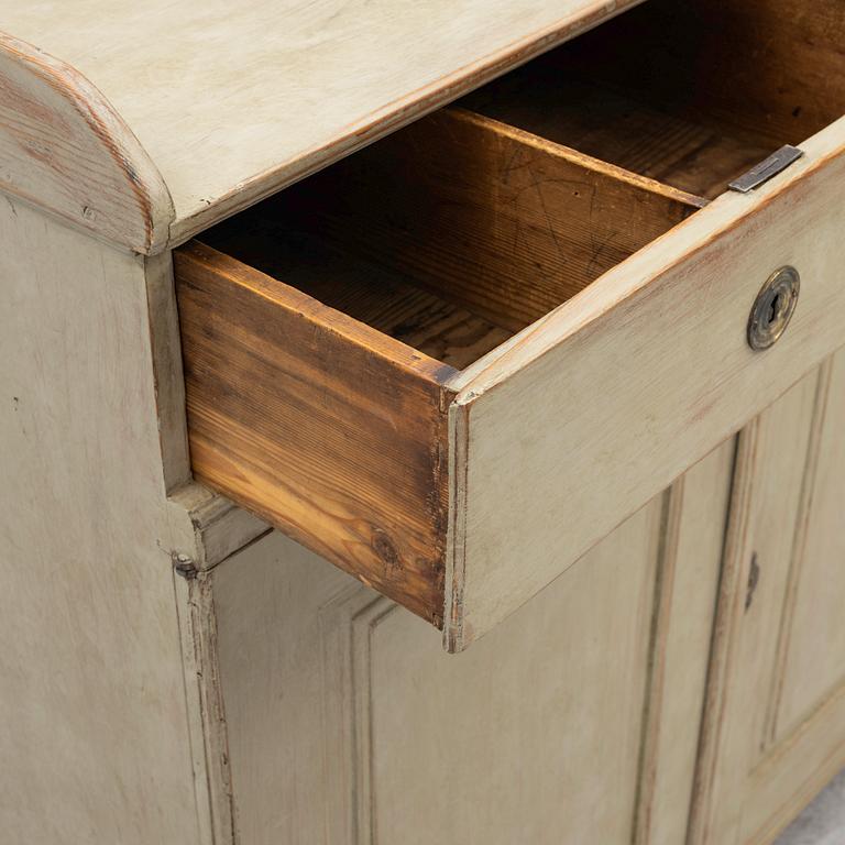 Sideboard, early 19th century.