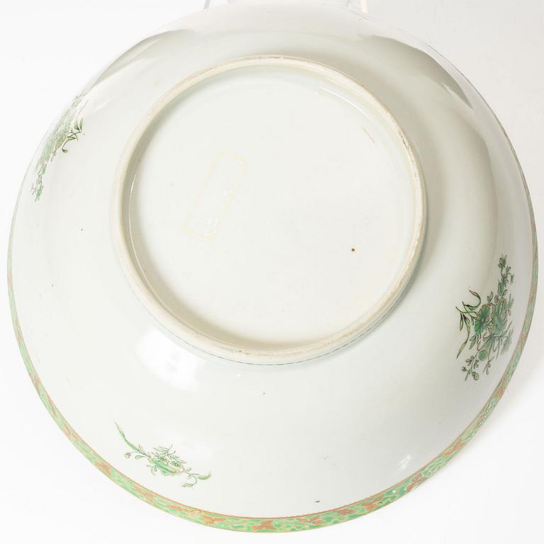 Bålskål, kompaniporslin, Qingdynastin, Qianlong (1736-95).