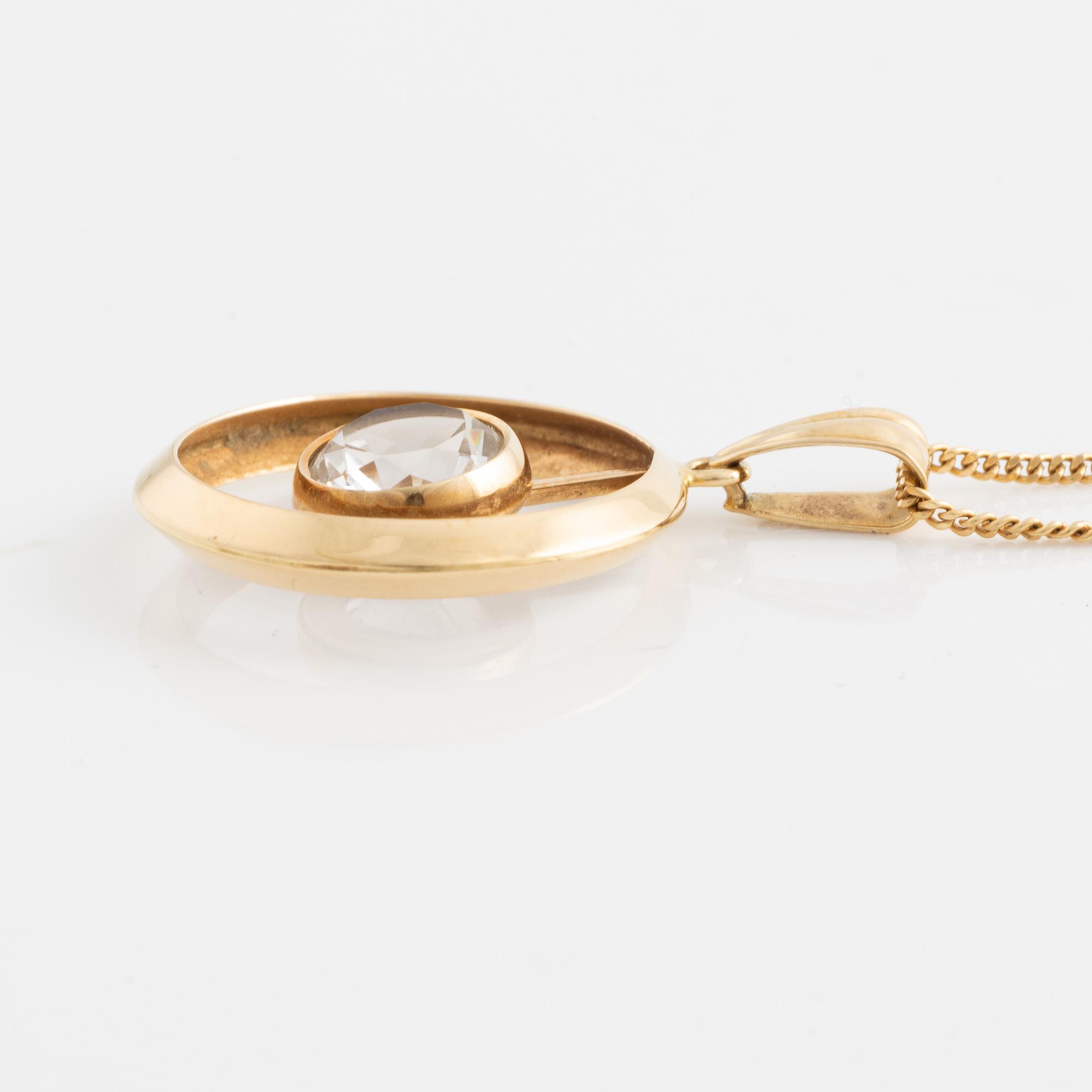 Hänge med kedja, 18K guld med vit sten.