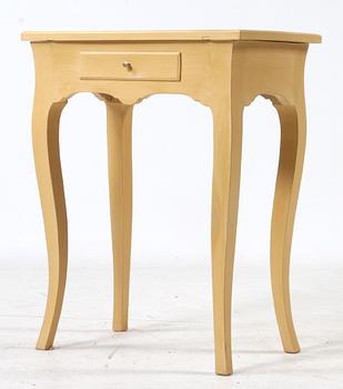 BORD, rokokostil, 1900/2000-tal.