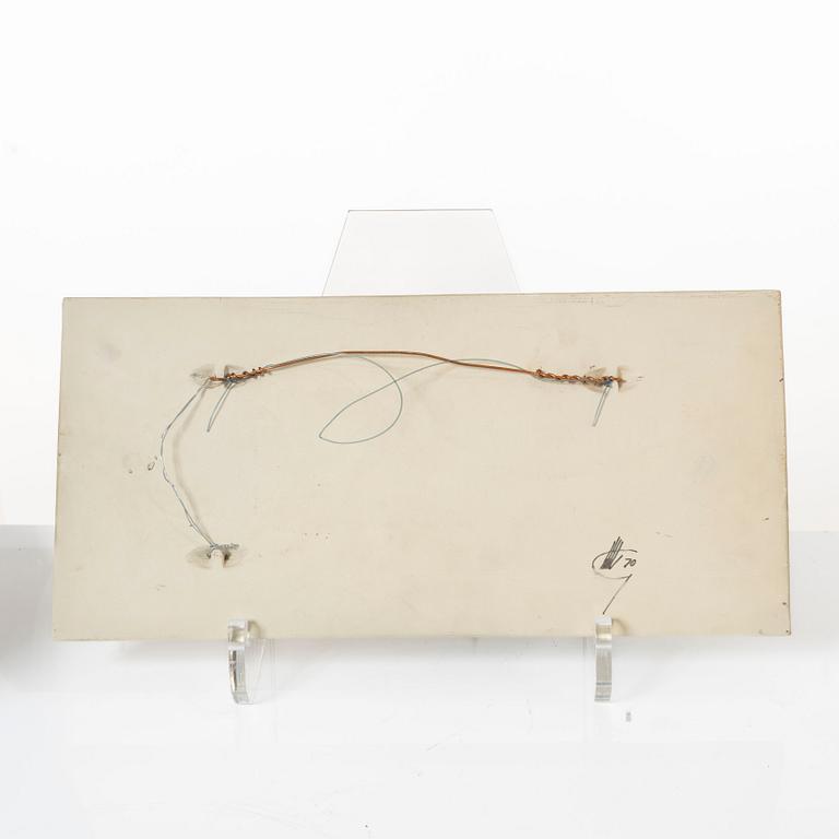 Claes Thell, three stoneware pieces, as well as a piece by Börje Skohg.