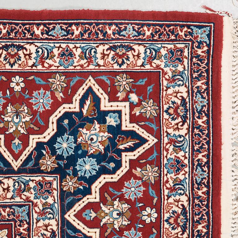 Seirafian, CARPET. Esfahan, Seirafian. 323,5 x 212 cm.