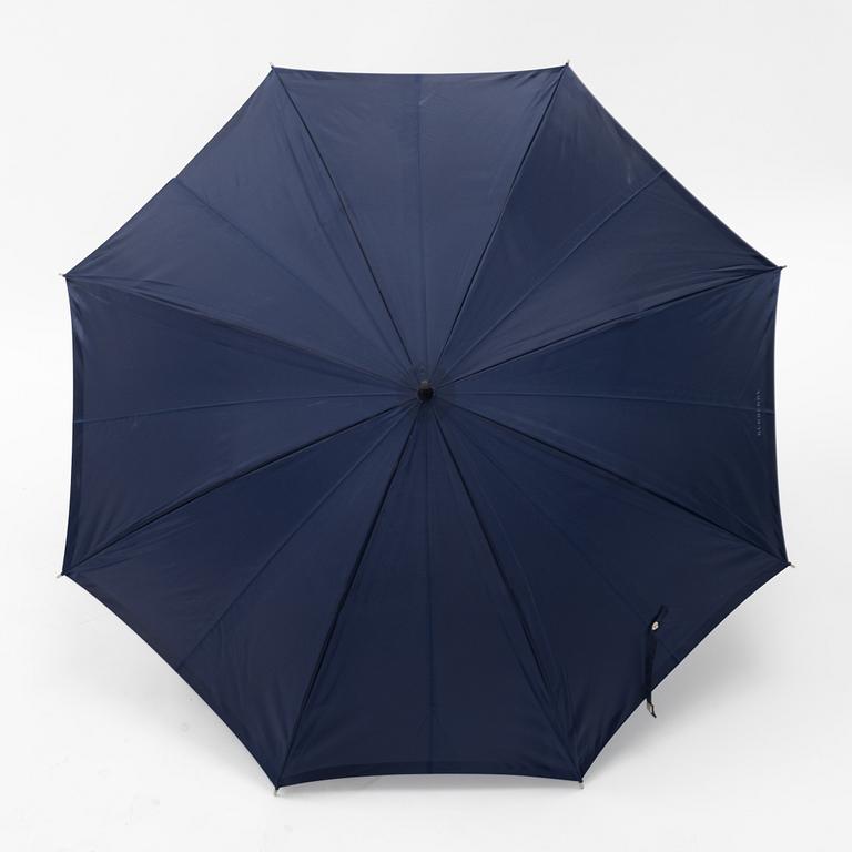 Burberry, umbrella.