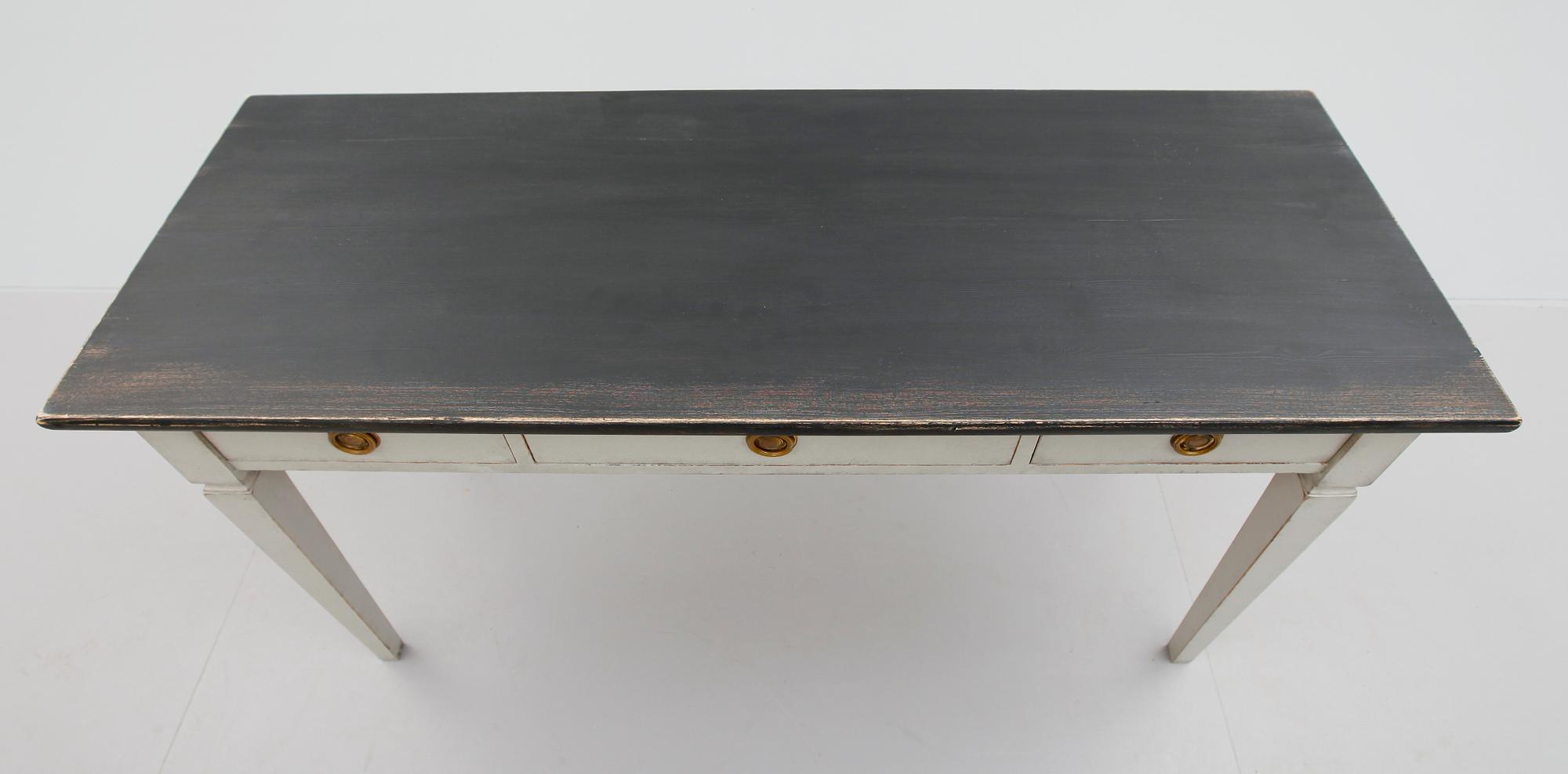 SIDEBOARD, gustaviansk stil, 1900-talets andra hälft.
