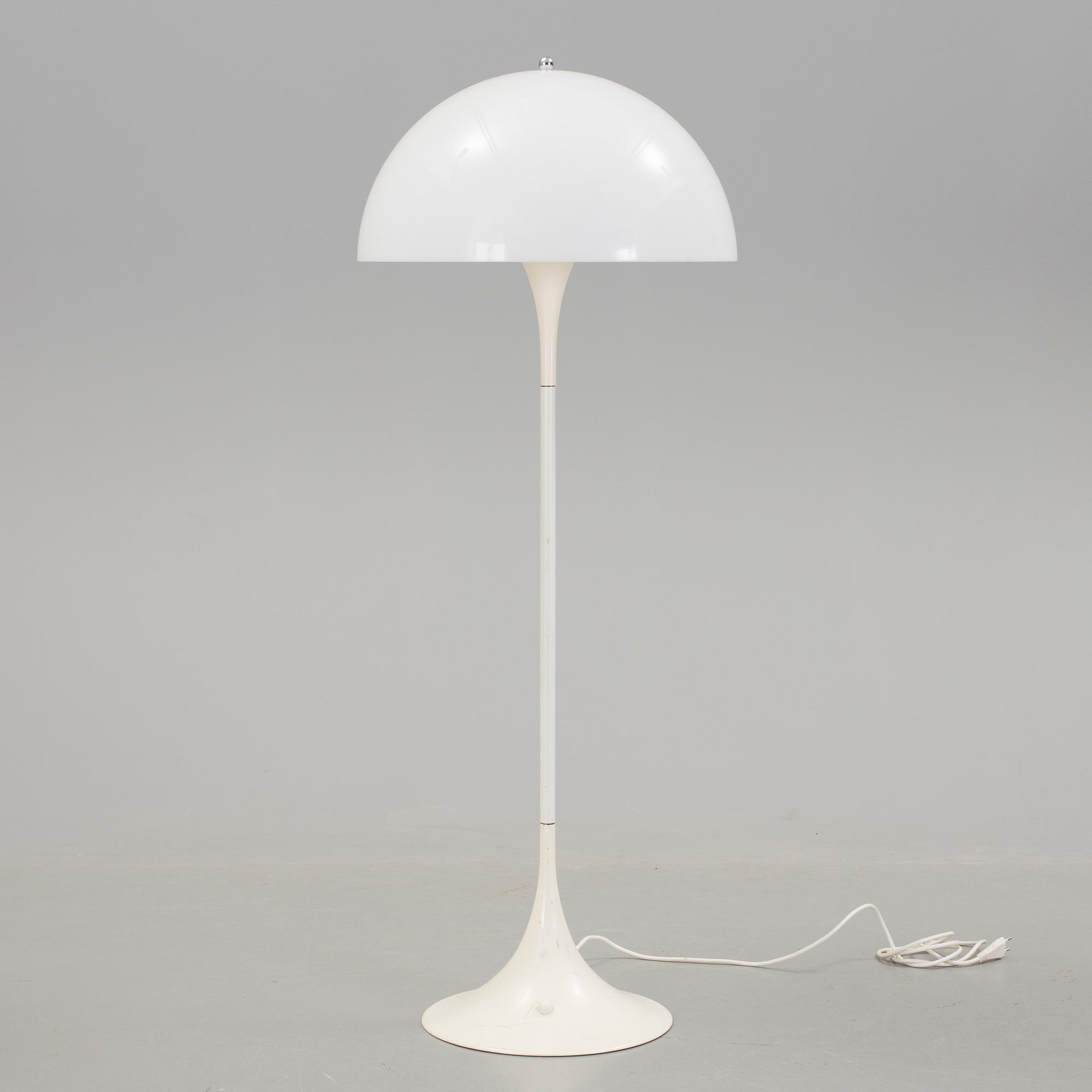GOLVLAMPA, "Pantella", Verner Panton, 1900-talets andra hälft.