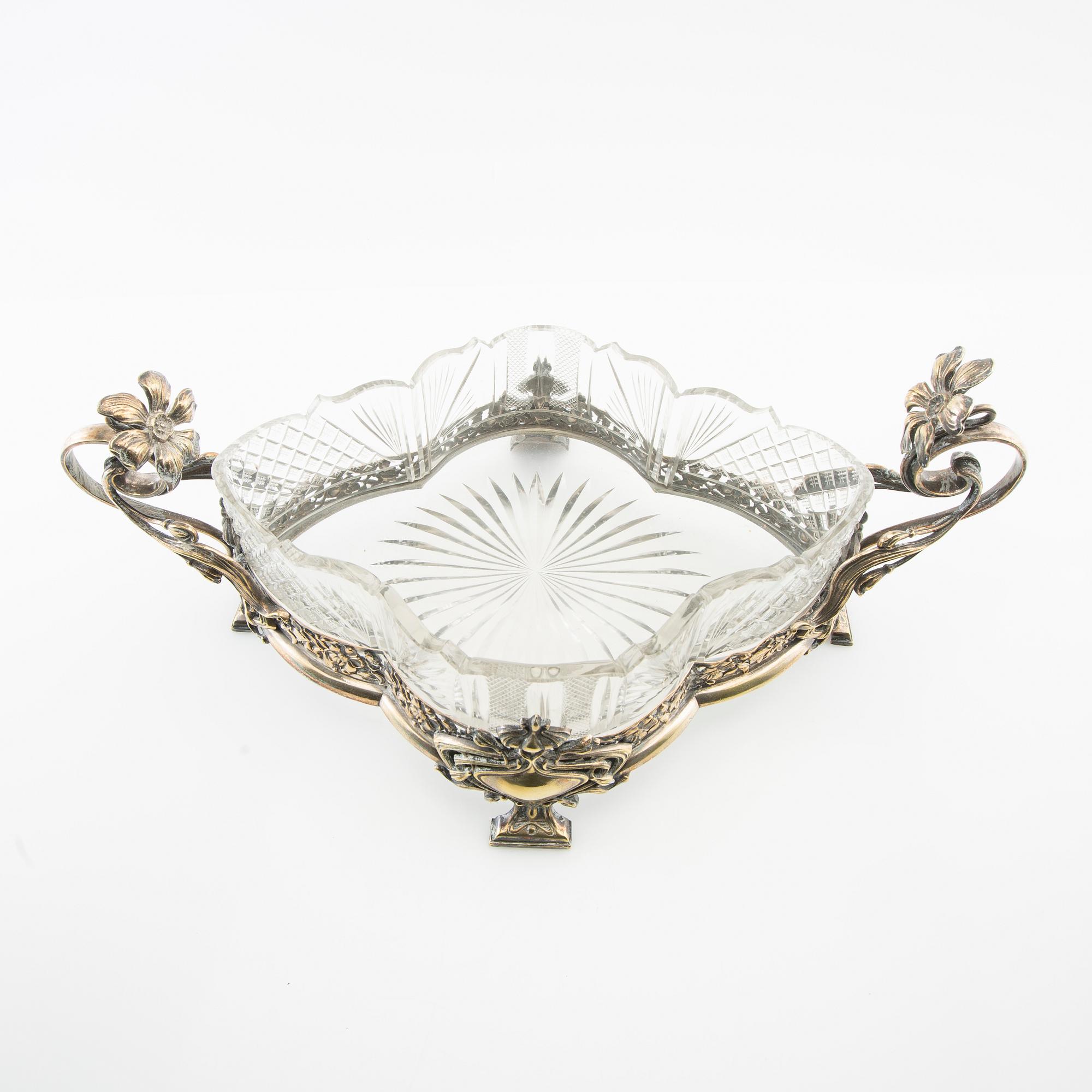 Gardener around 1900, silver plate.