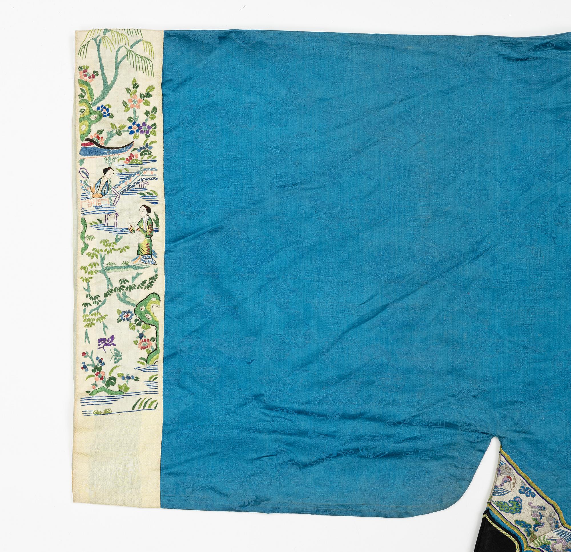 A female silk robe/over coat for winter, Qing dynasty, 19th century.