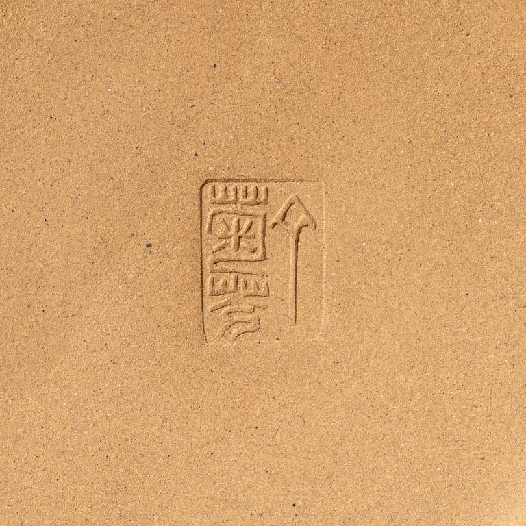 A group of three yixing teapots and a box with cover, China, 1970/80s.