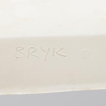 RUT BRYK, KERAMIKRELIEF, LÅDA. Fjärilar. Sign. Bryk. Sent 1950-tal.