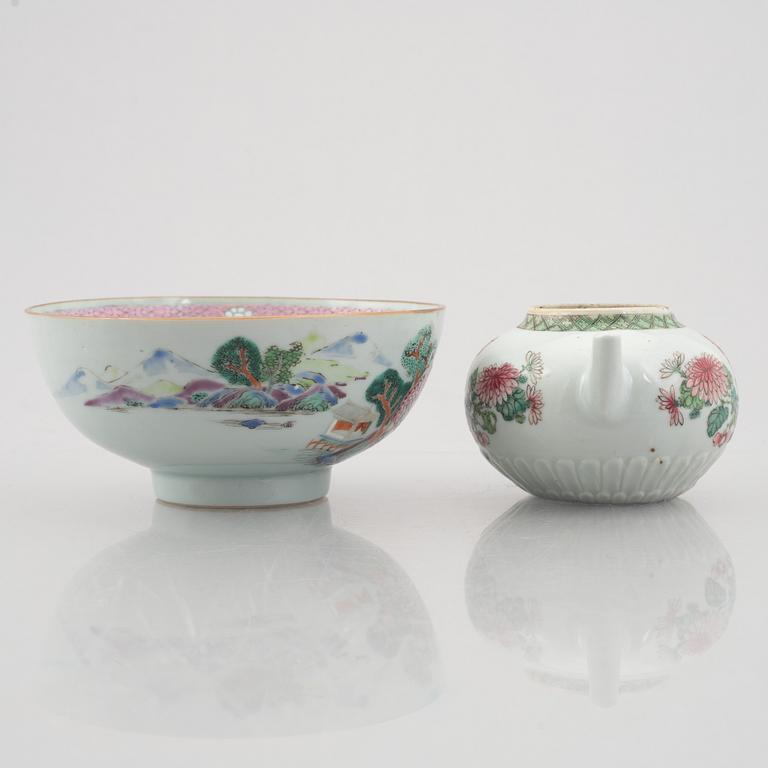 Six pieces of Chinese porcelain, Qing dynasty, 18th-19th century.