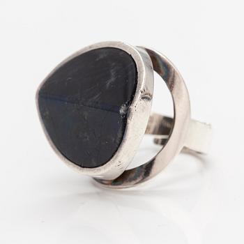 Jorma Laine, A silver ring with a spectrolite. Turun Hopea, Turku 1973.