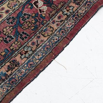 Carpet, Mesh, semi-antique. approx. 335 x 250 cm.