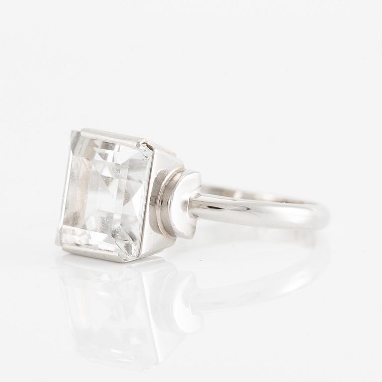 Ring, 18K white gold with synthetic white stone.