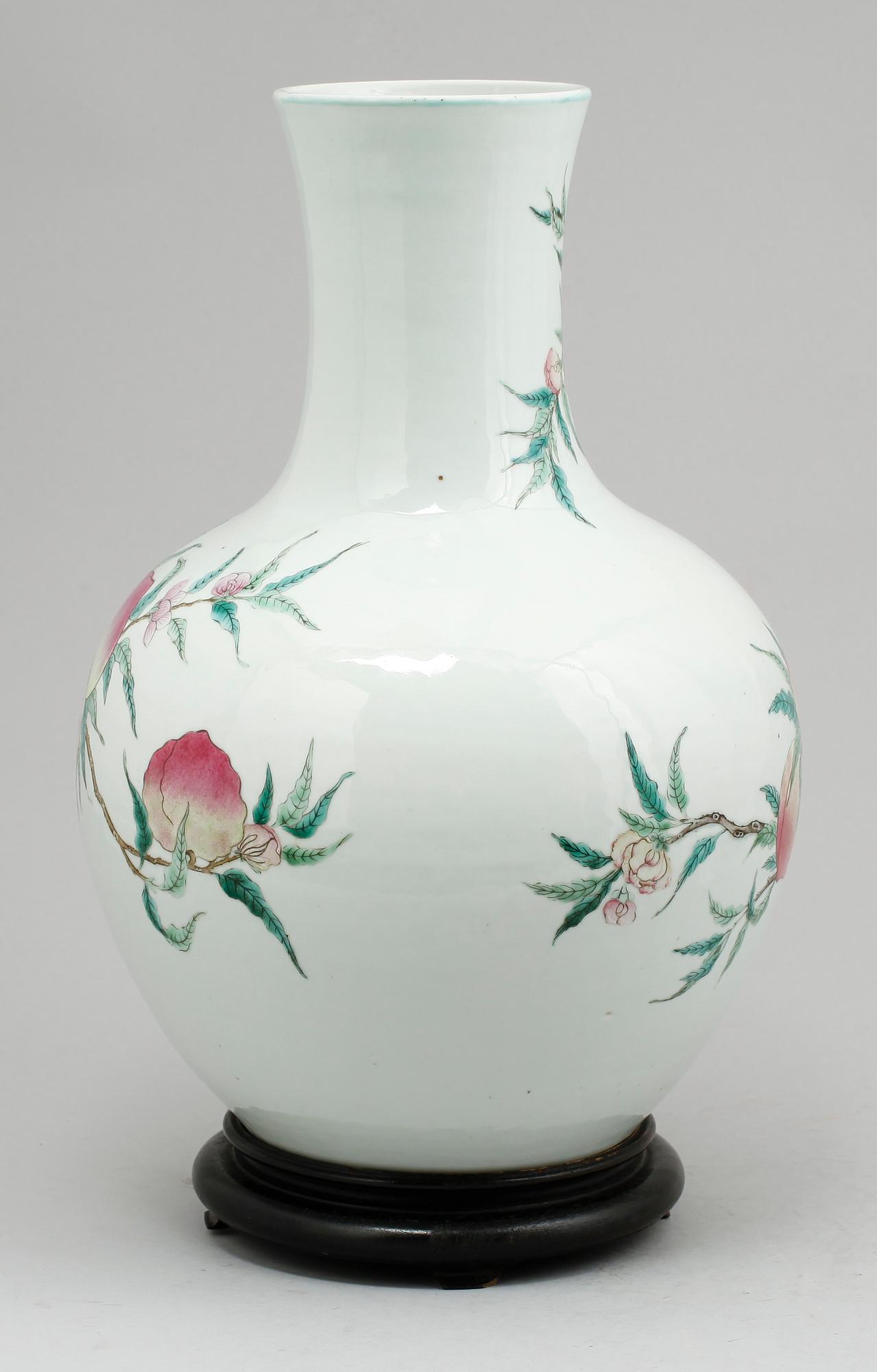 VAS, porslin, Kina, 1800-/1900-tal.