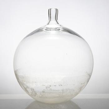 Ingeborg Lundin, a glass vase, "Äpplet", Orrefors Expo.