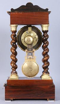 BORDSPENDYL, senempire, 1800-tal.